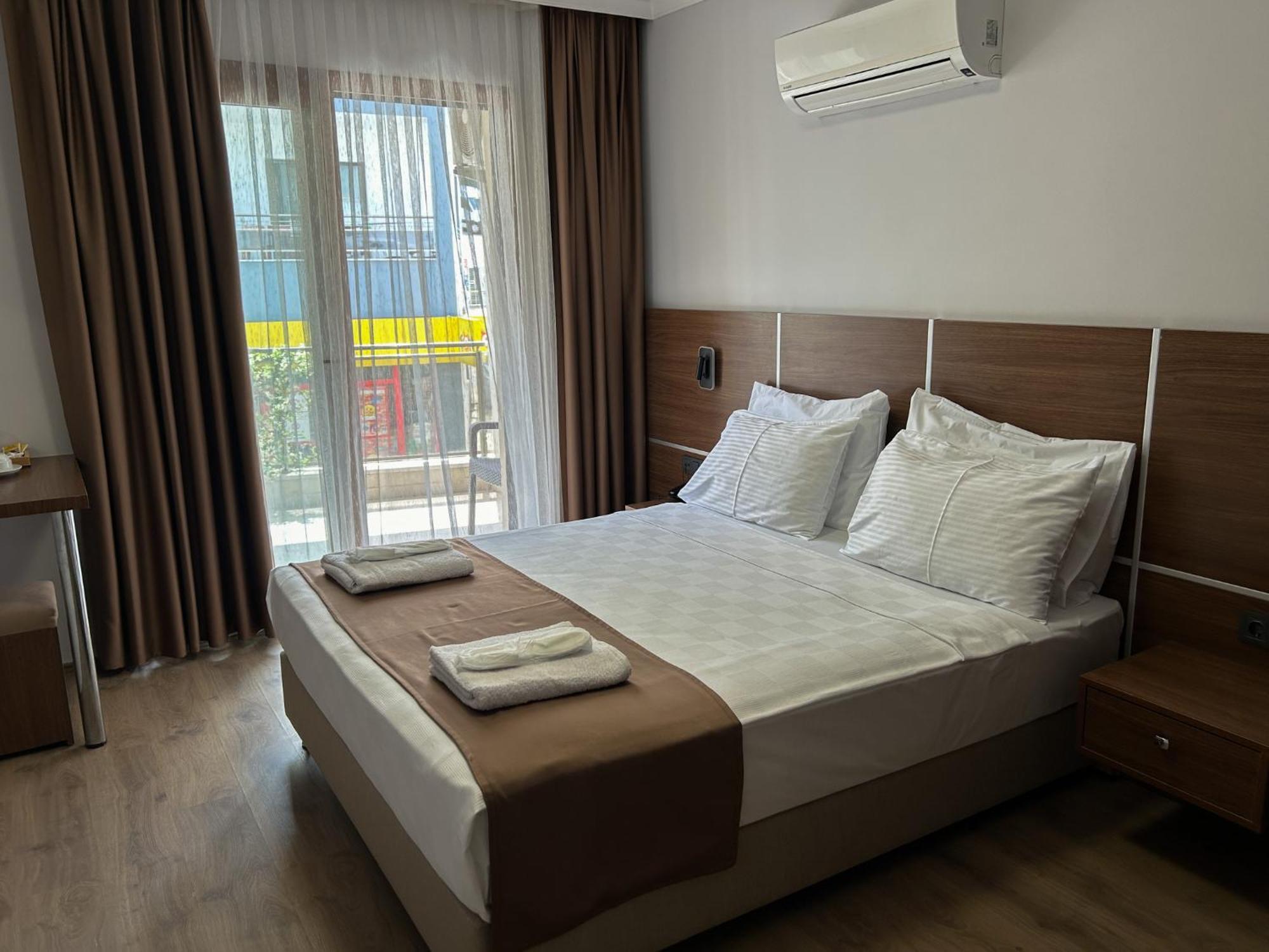 Gulluk Life Hotel エクステリア 写真