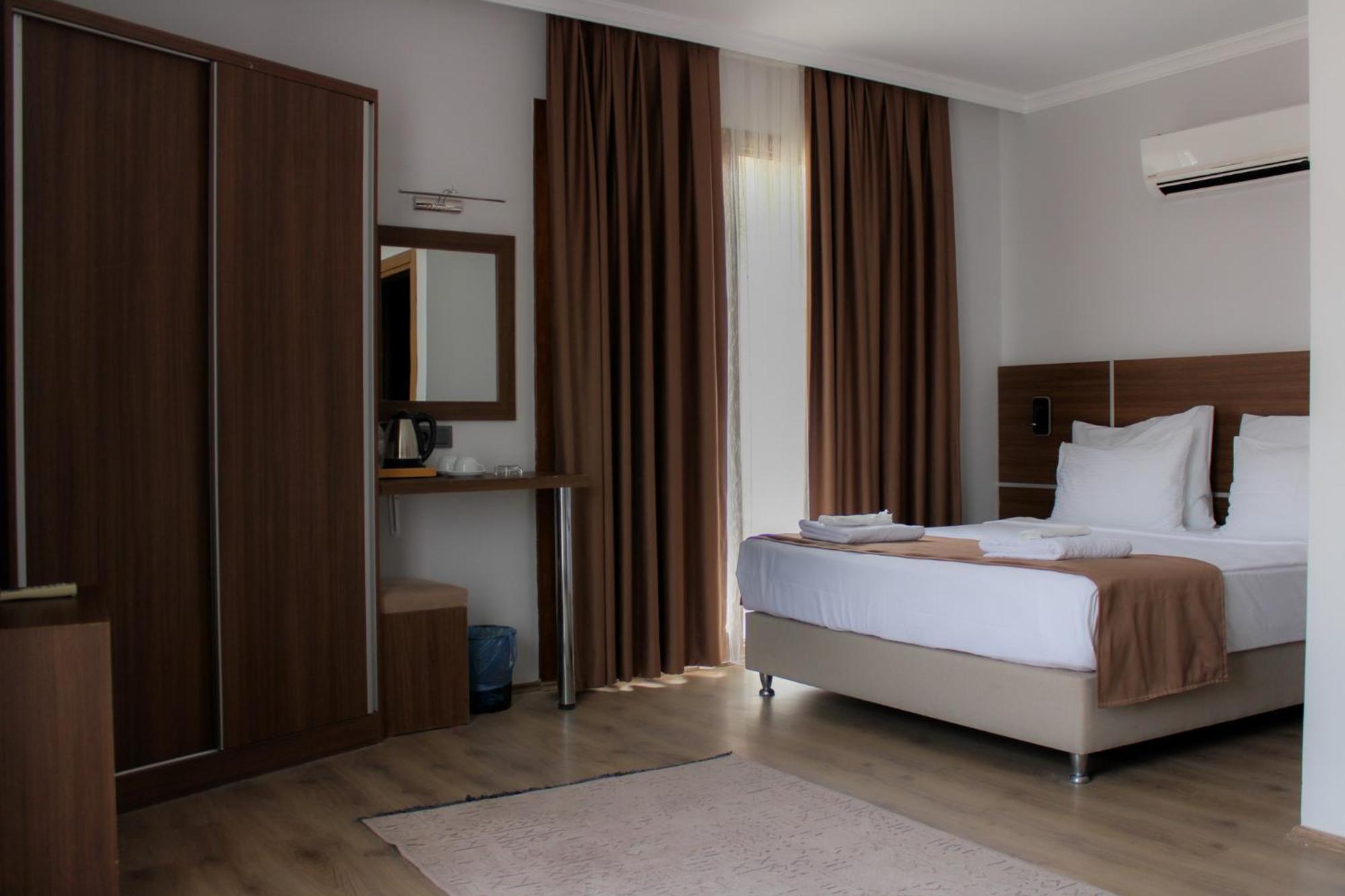 Gulluk Life Hotel エクステリア 写真